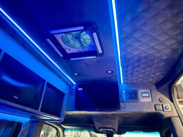 MERCEDES-BENZ Sprinter KamperVan  fur Sport  VIP.