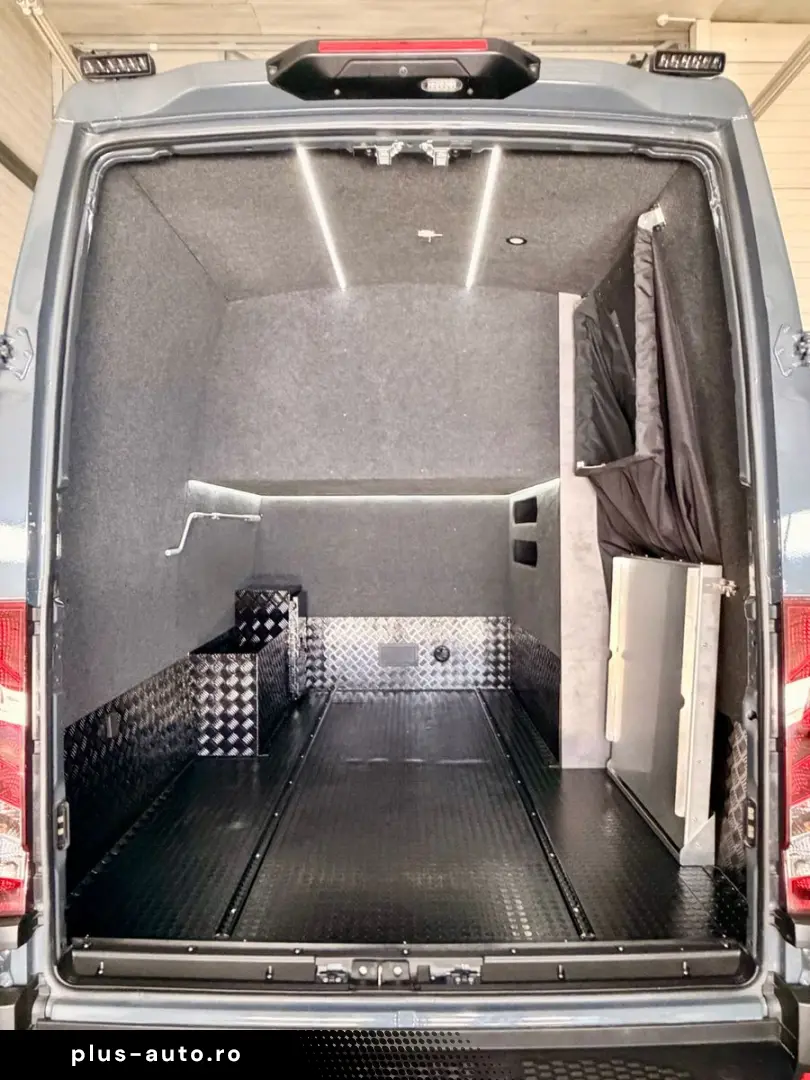 MERCEDES-BENZ Sprinter KamperVan  fur Sport  VIP.