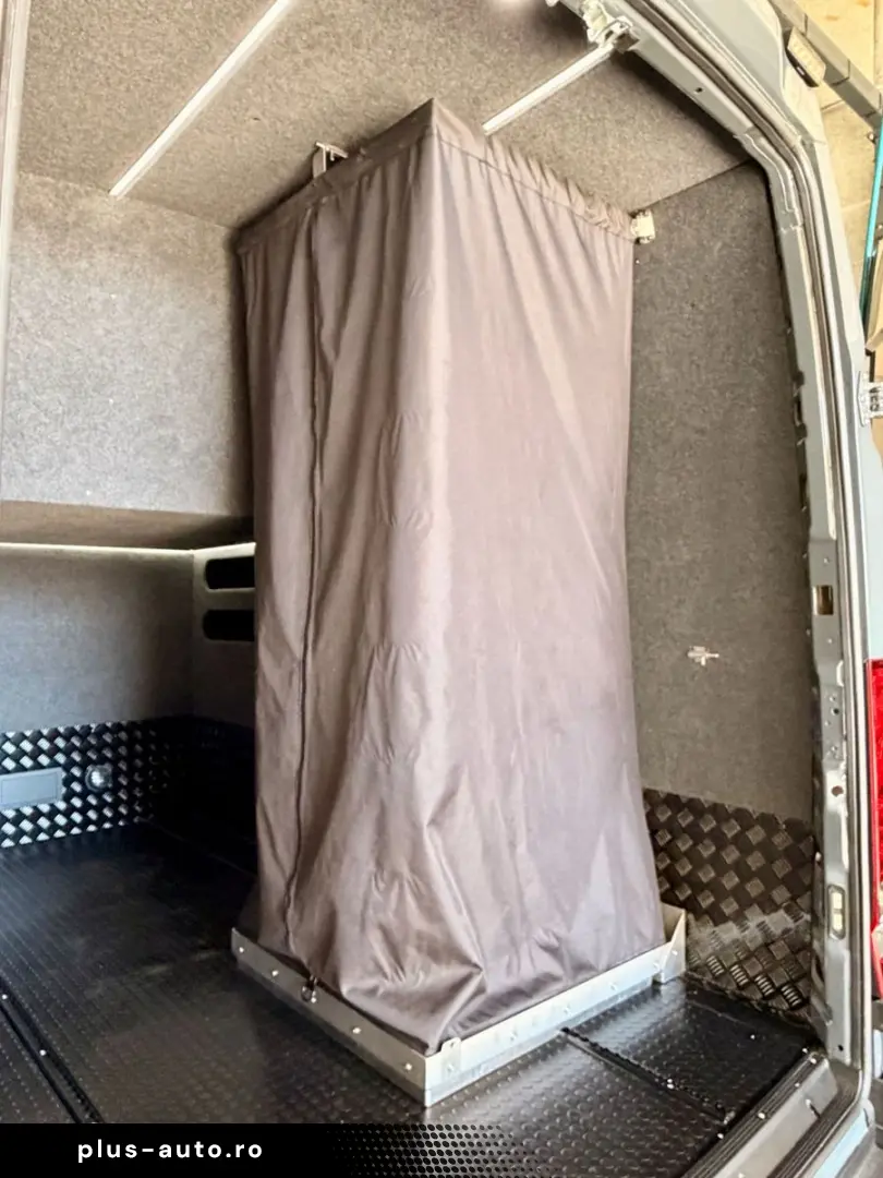 MERCEDES-BENZ Sprinter KamperVan  fur Sport  VIP.