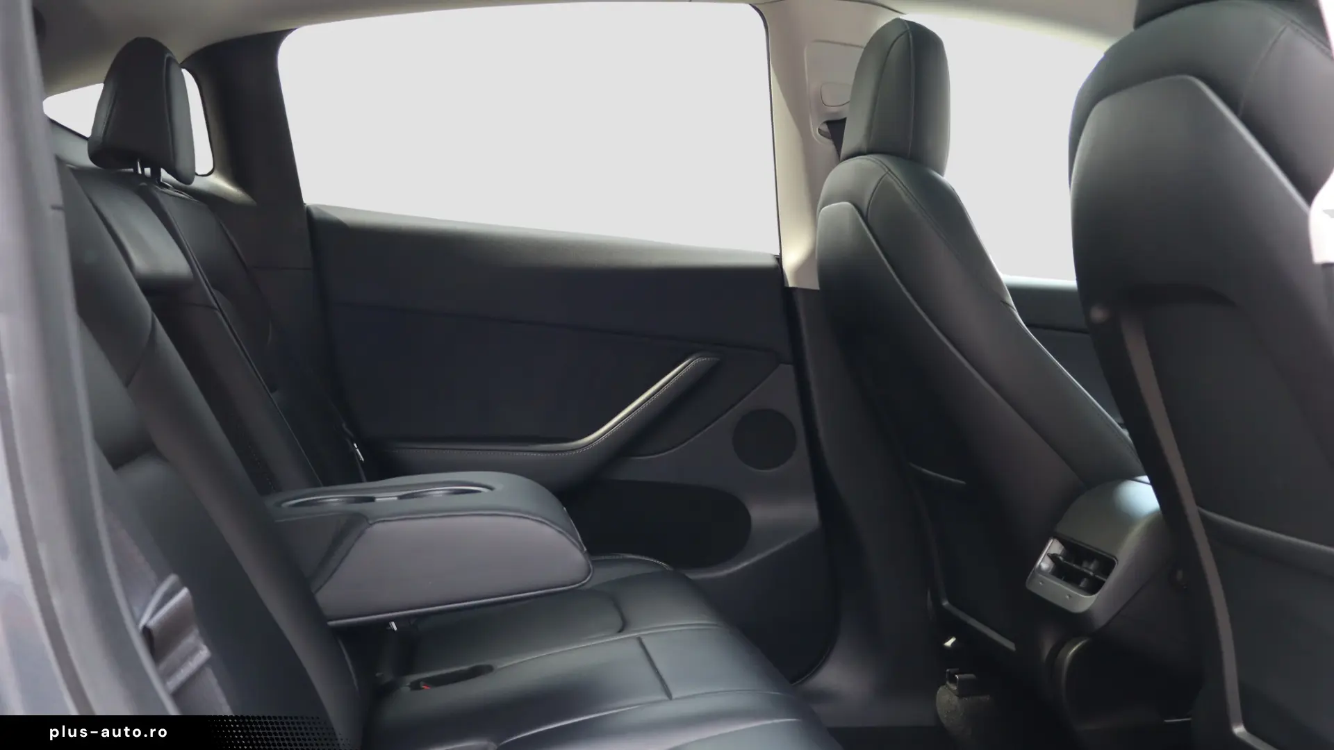 Tesla Model Y Long Range Dual Motor AWD