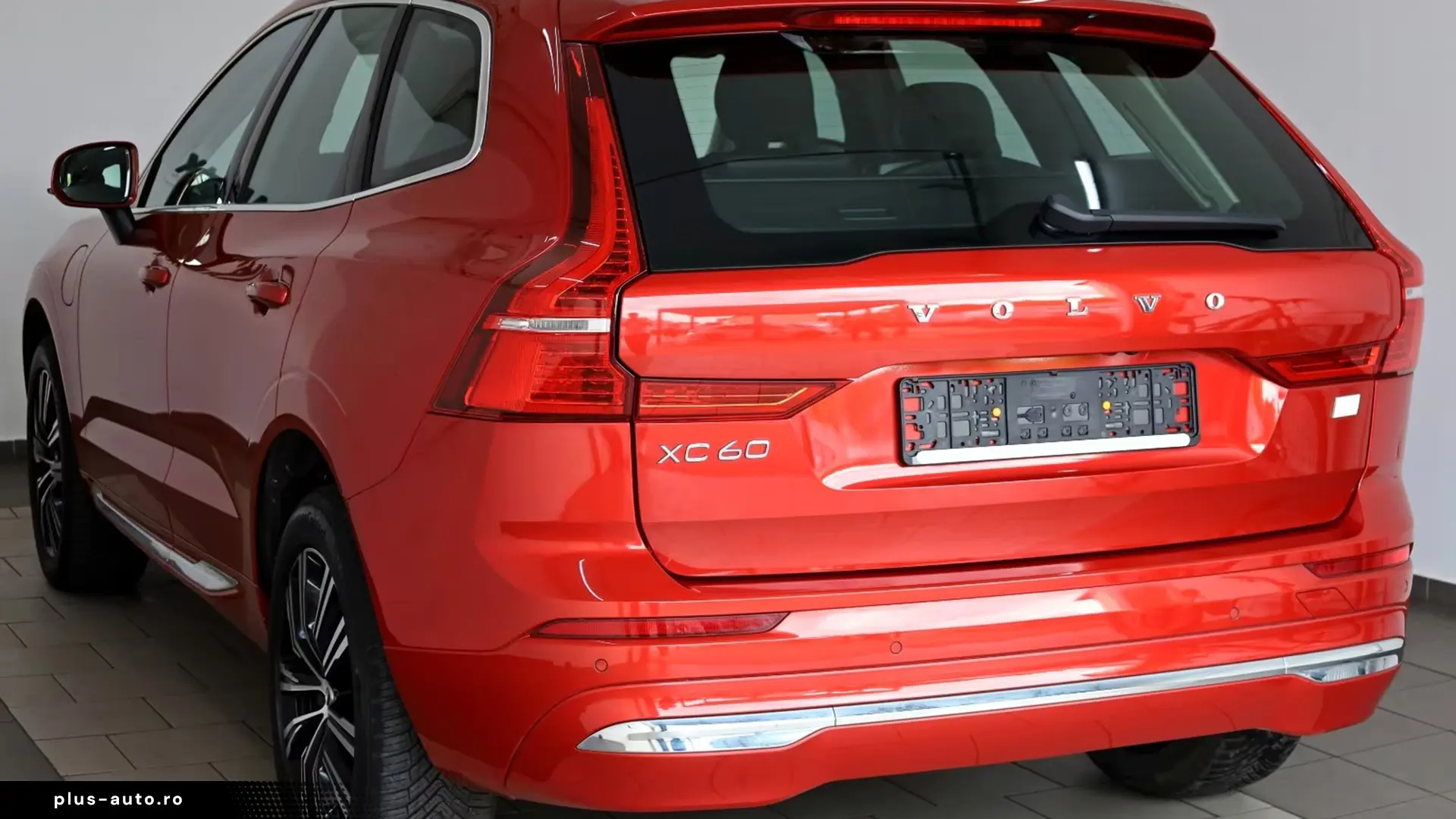 Volvo XC60 T6 AWD Plus Bright   Finanțare Leasing