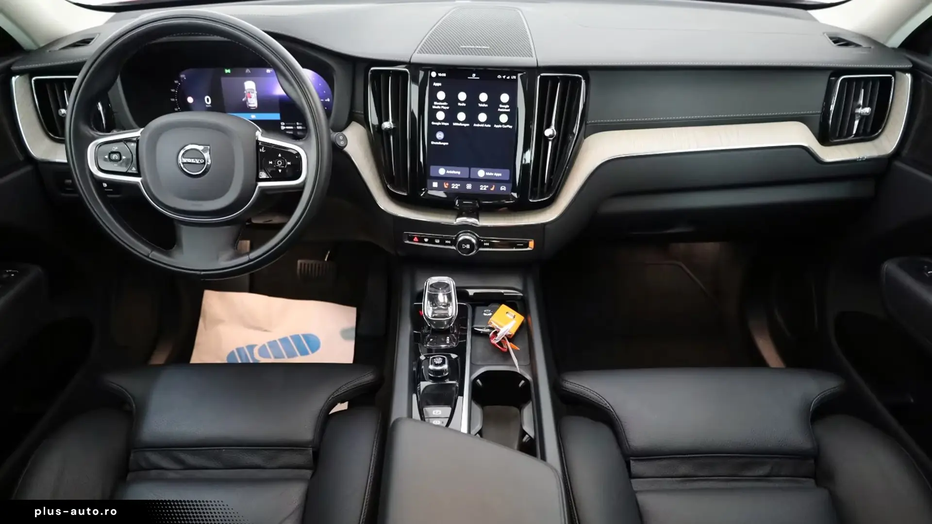 Volvo XC60 T6 AWD Plus Bright   Finanțare Leasing