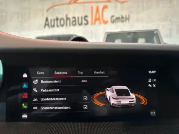 PORSCHE Carrera 4 GTS PANO SHZ LED 360