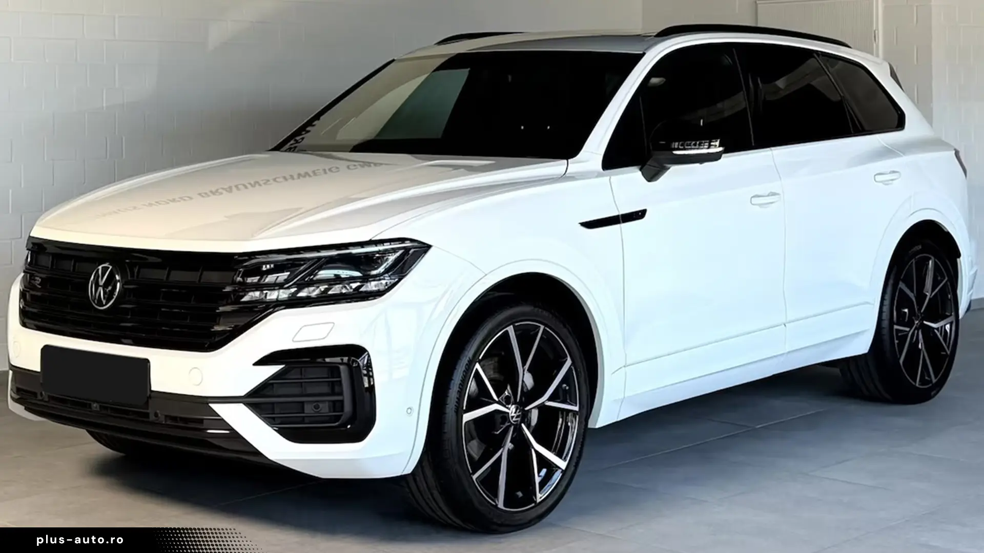 Volkswagen Touareg 3.0 TDI 4M R-Line   Finanțare Leasing
