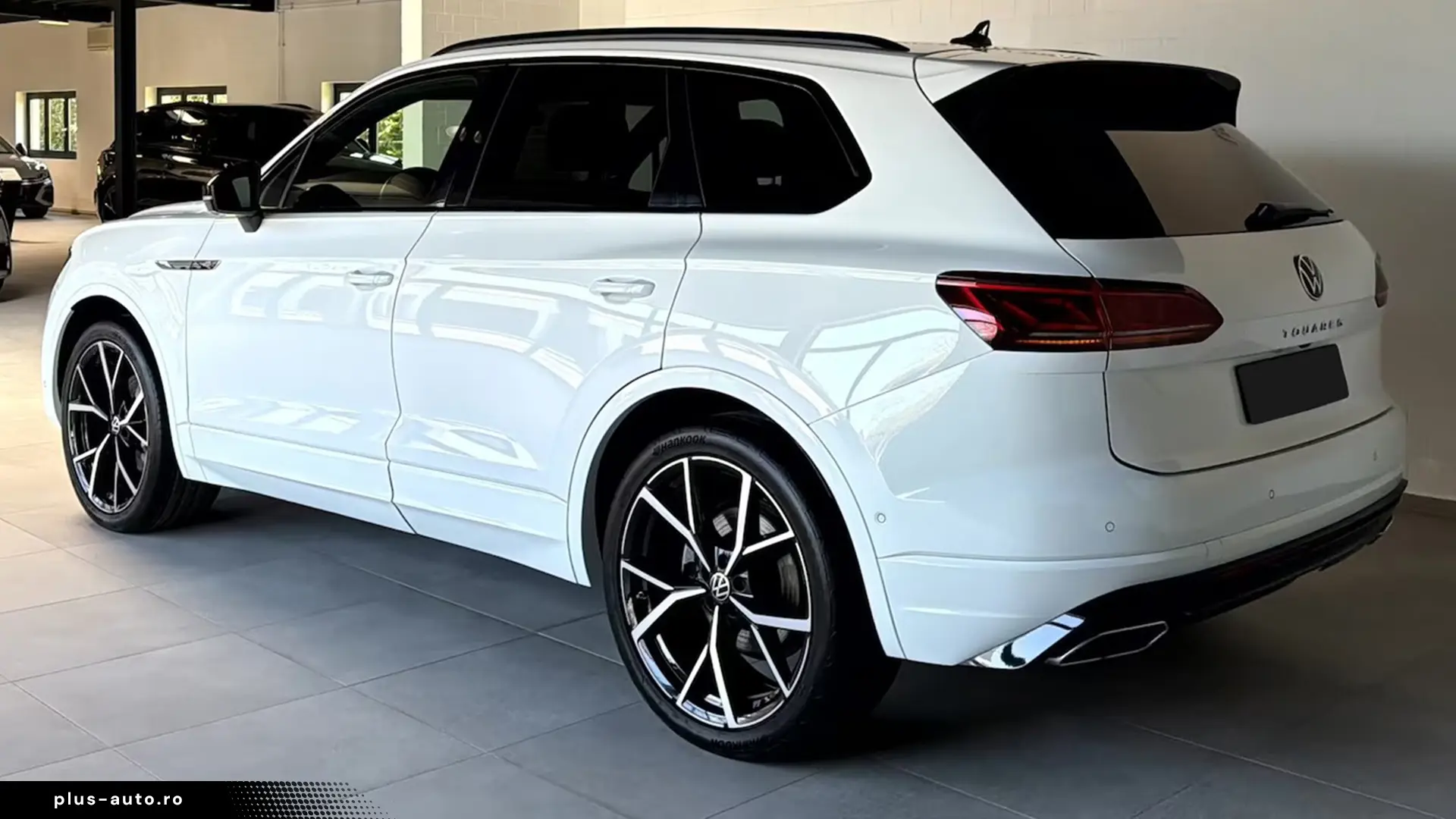 Volkswagen Touareg 3.0 TDI 4M R-Line   Finanțare Leasing