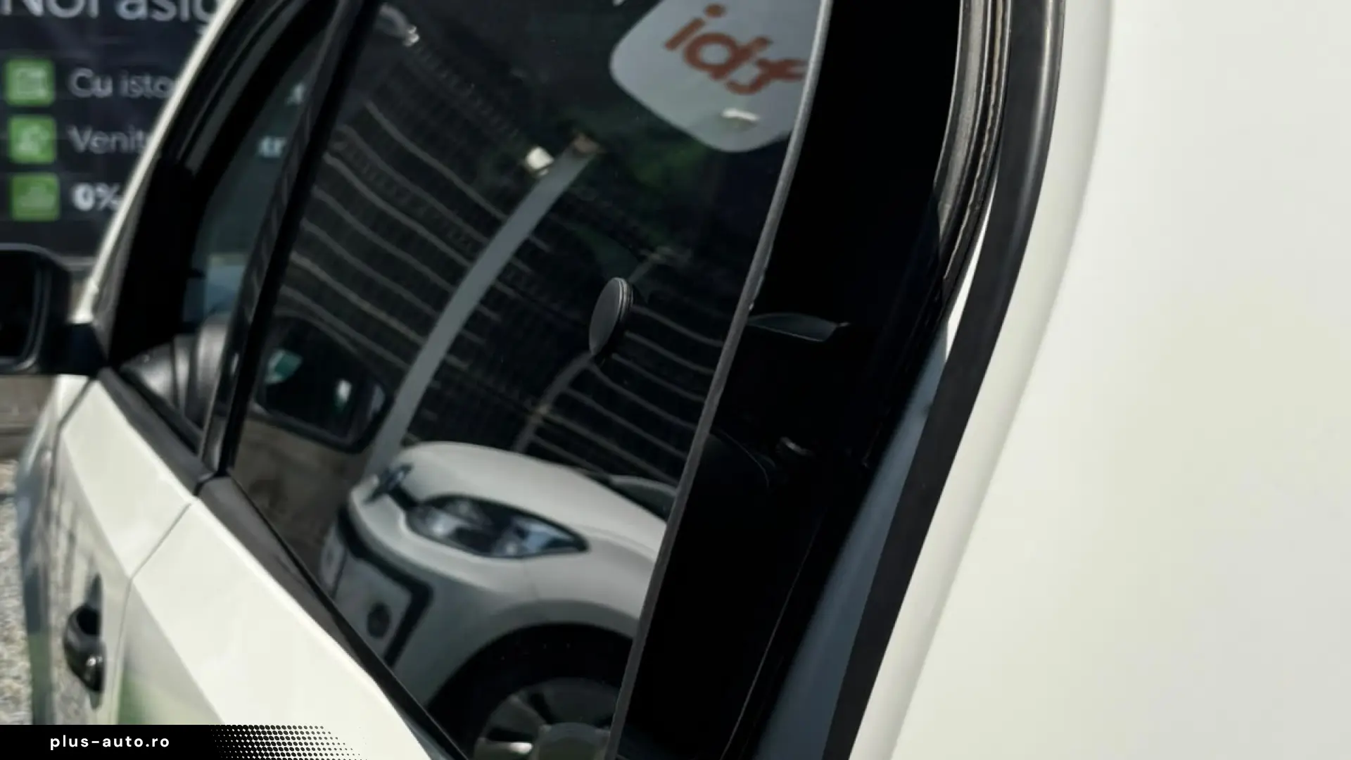 Volkswagen up! 1.0 White AUTOUTILITARA