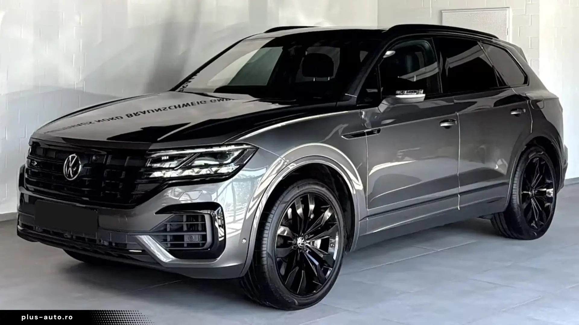Volkswagen Touareg R 3.0TSI Black Style   Finanțare Leasing