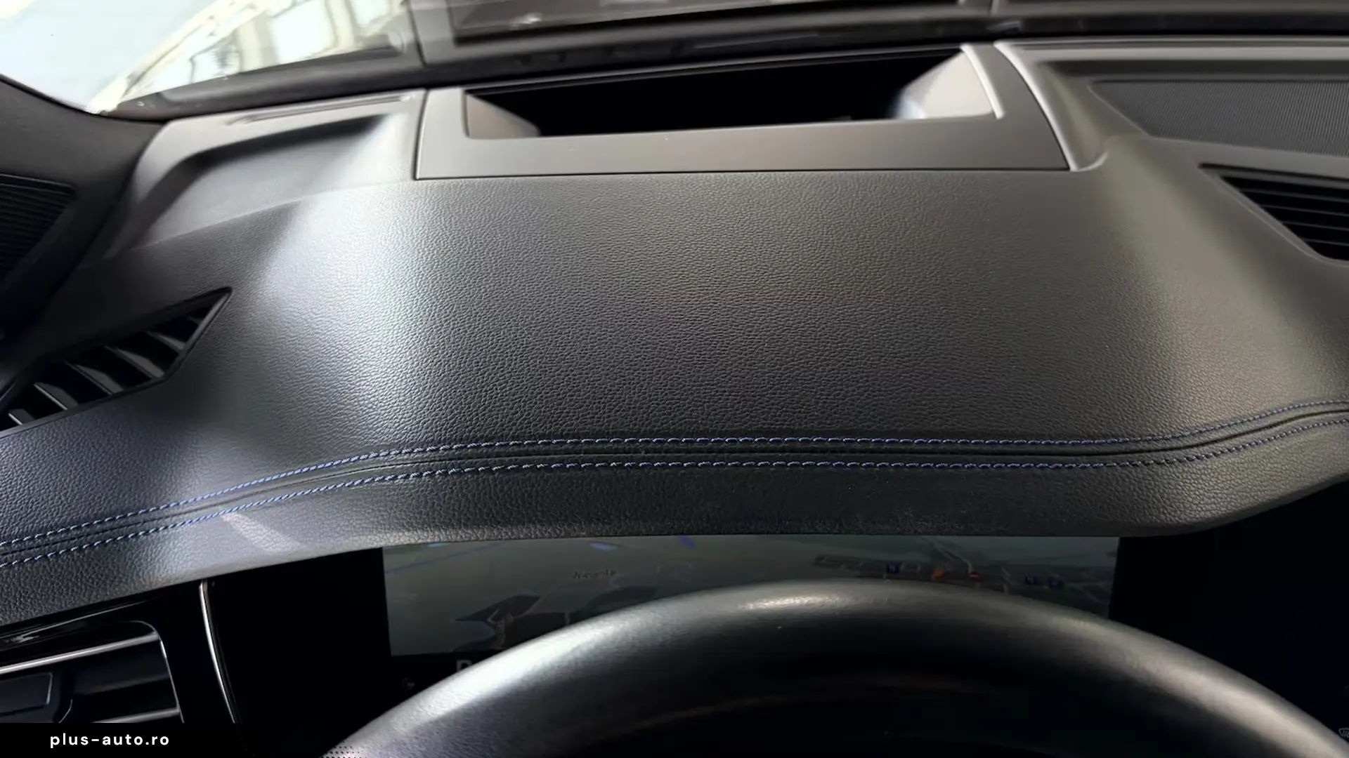 Volkswagen Touareg R 3.0TSI Black Style   Finanțare Leasing
