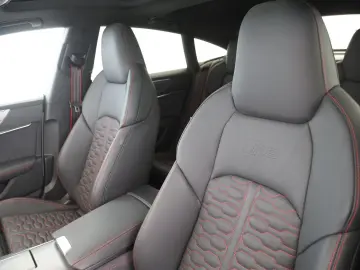 AUDI RS7 Sportback TFSI quattro   PANO    Winterreife