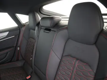 AUDI RS7 Sportback TFSI quattro   PANO    Winterreife