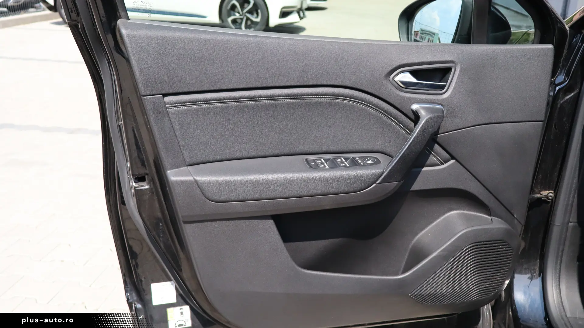 Renault Captur 160 EDC MHEV Techno