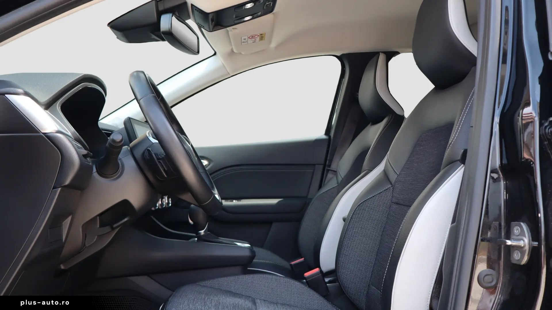 Renault Captur 160 EDC MHEV Techno