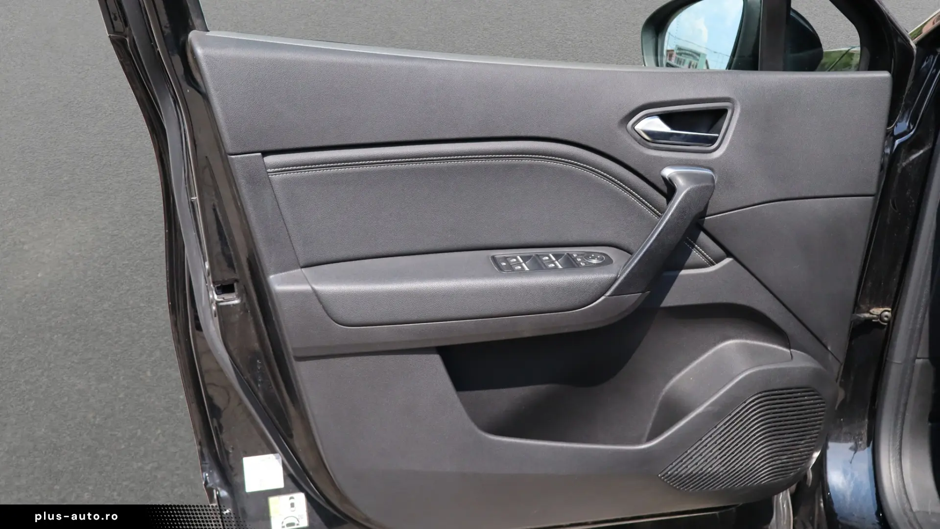 Renault Captur 160 EDC MHEV Techno