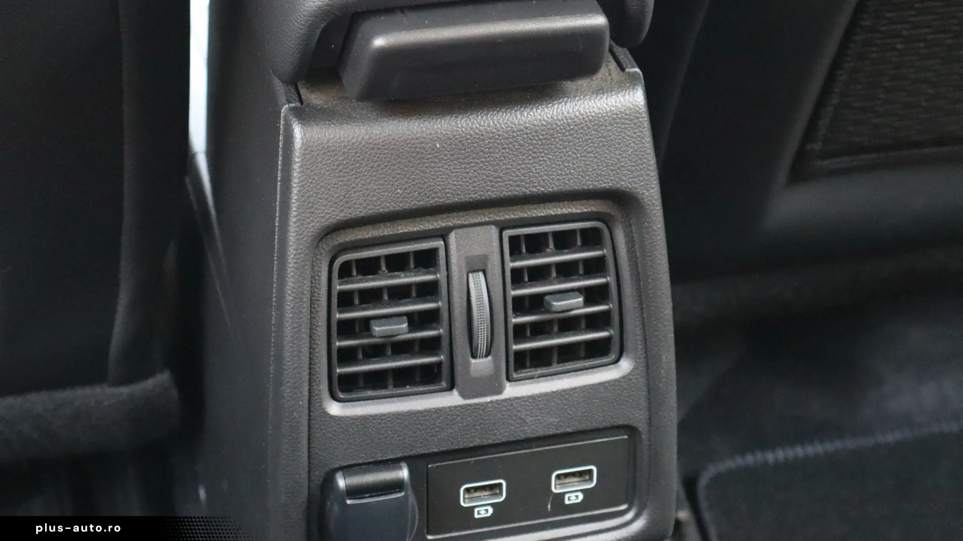 Renault Captur 160 EDC MHEV Techno