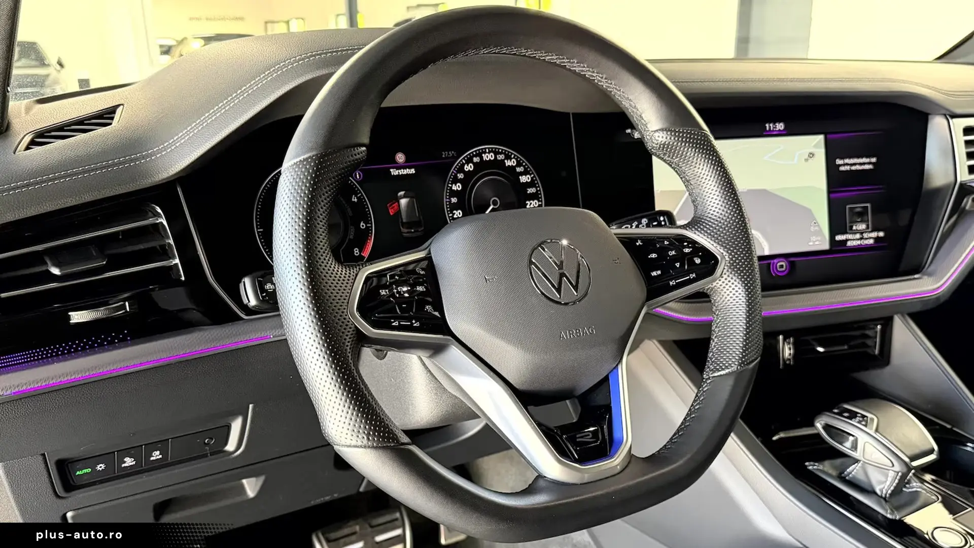 Volkswagen Touareg R 3.0 TSI Black Style   Finanțare Leasing