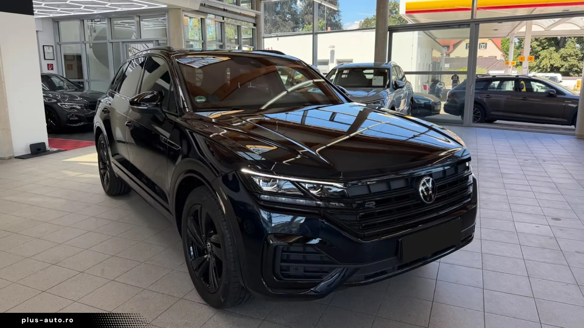 Volkswagen Touareg 3.0 TDI R-Line   Finanțare Leasing