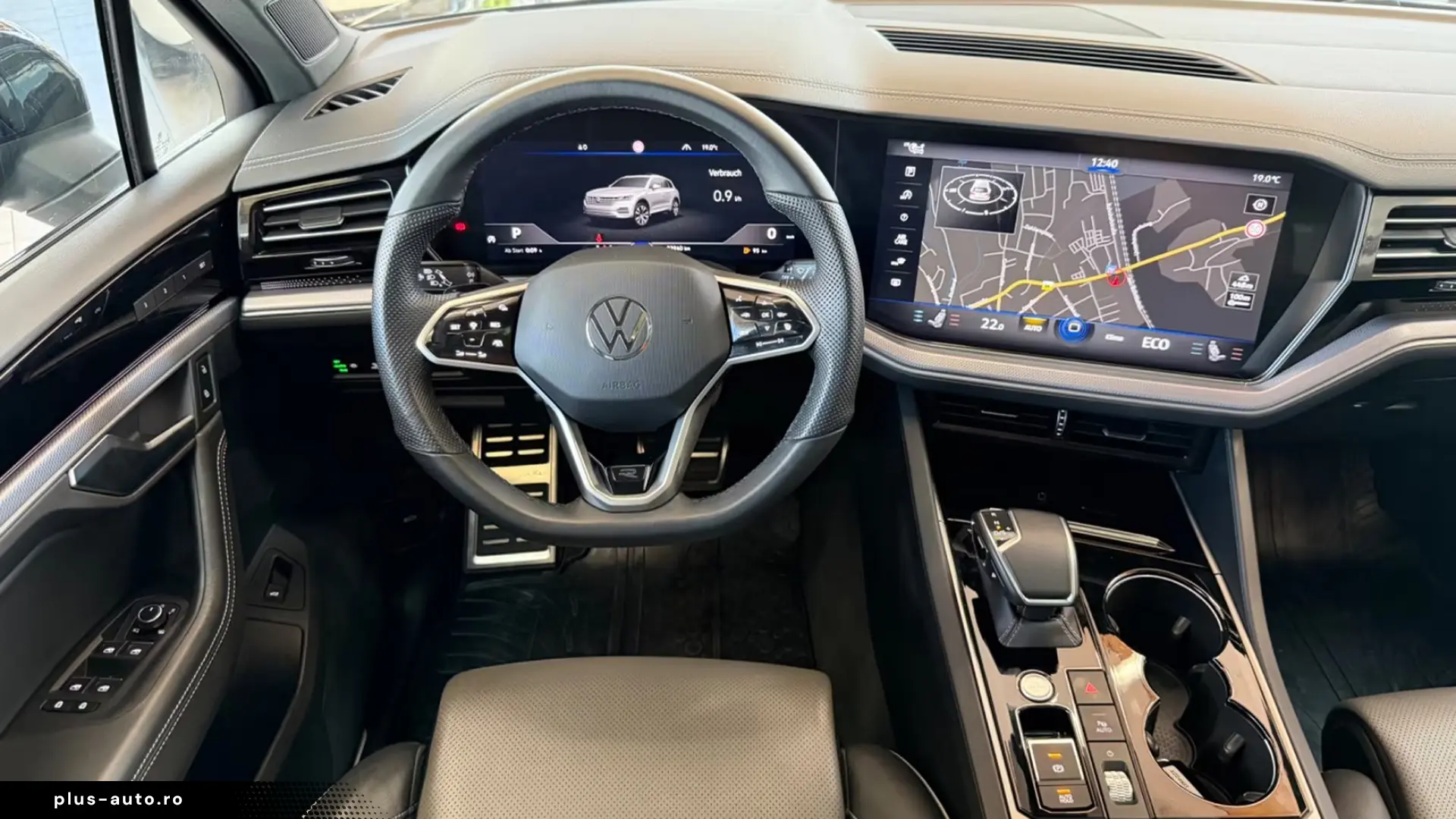 Volkswagen Touareg 3.0 TDI R-Line   Finanțare Leasing
