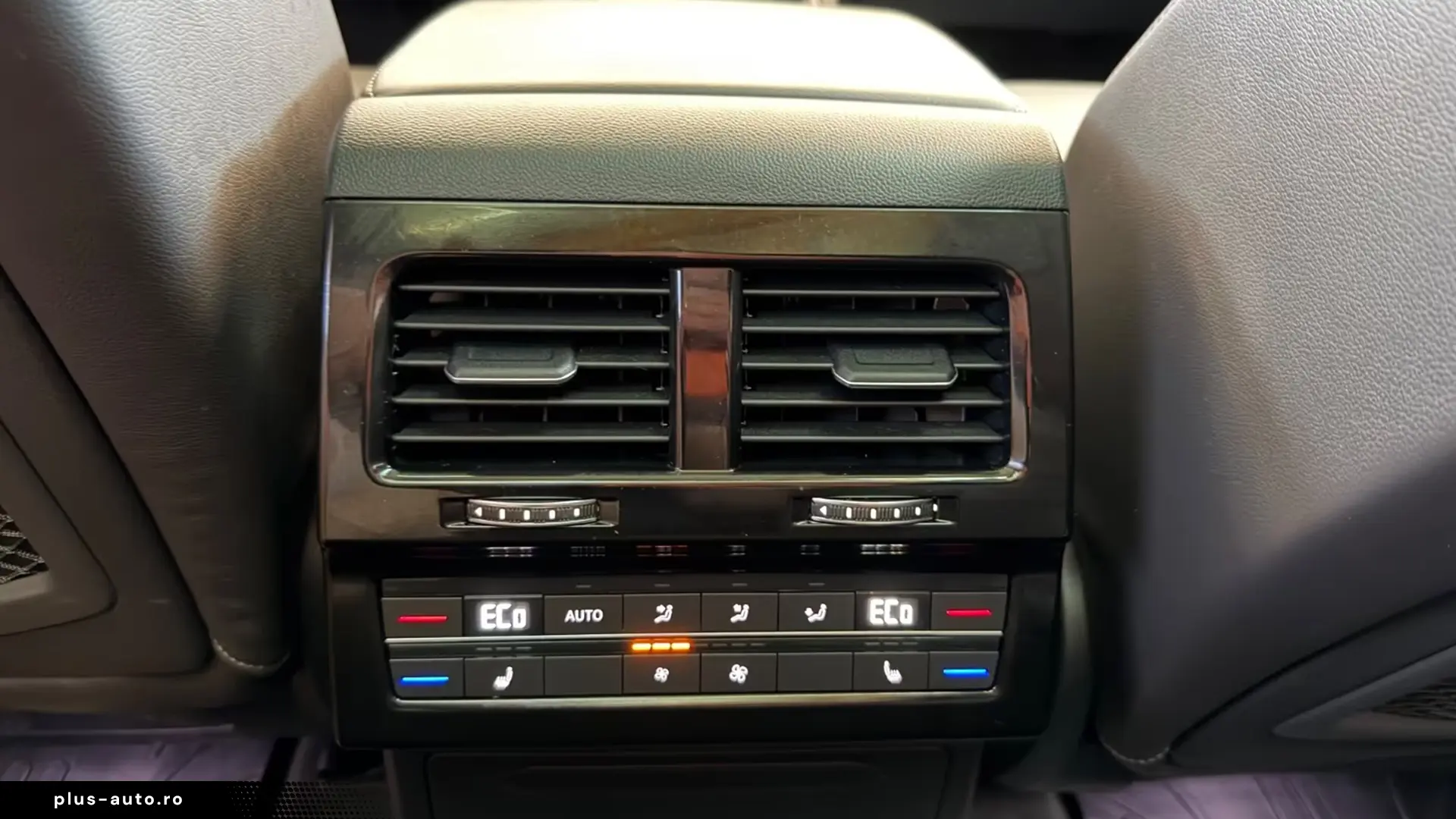 Volkswagen Touareg 3.0 TDI R-Line   Finanțare Leasing
