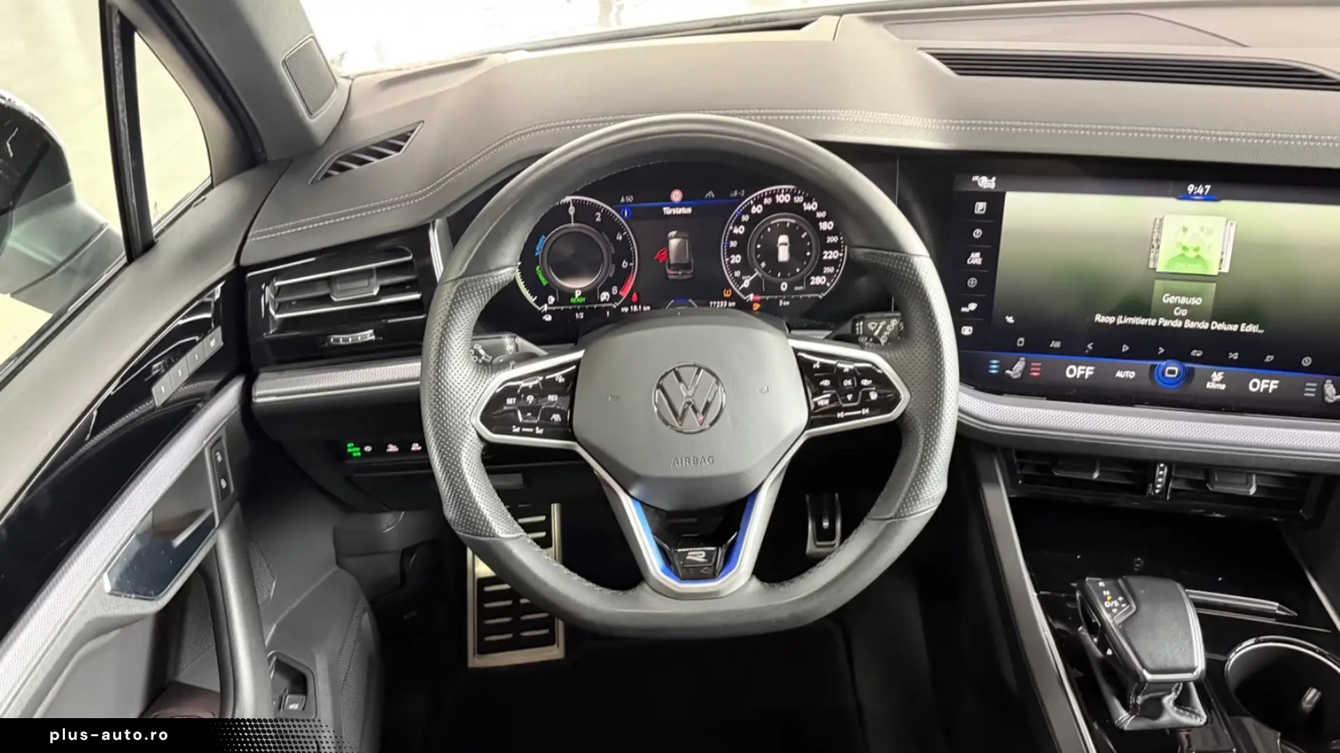 Volkswagen Touareg R 3.0 eHybrid 4M   Finanțare Leasing