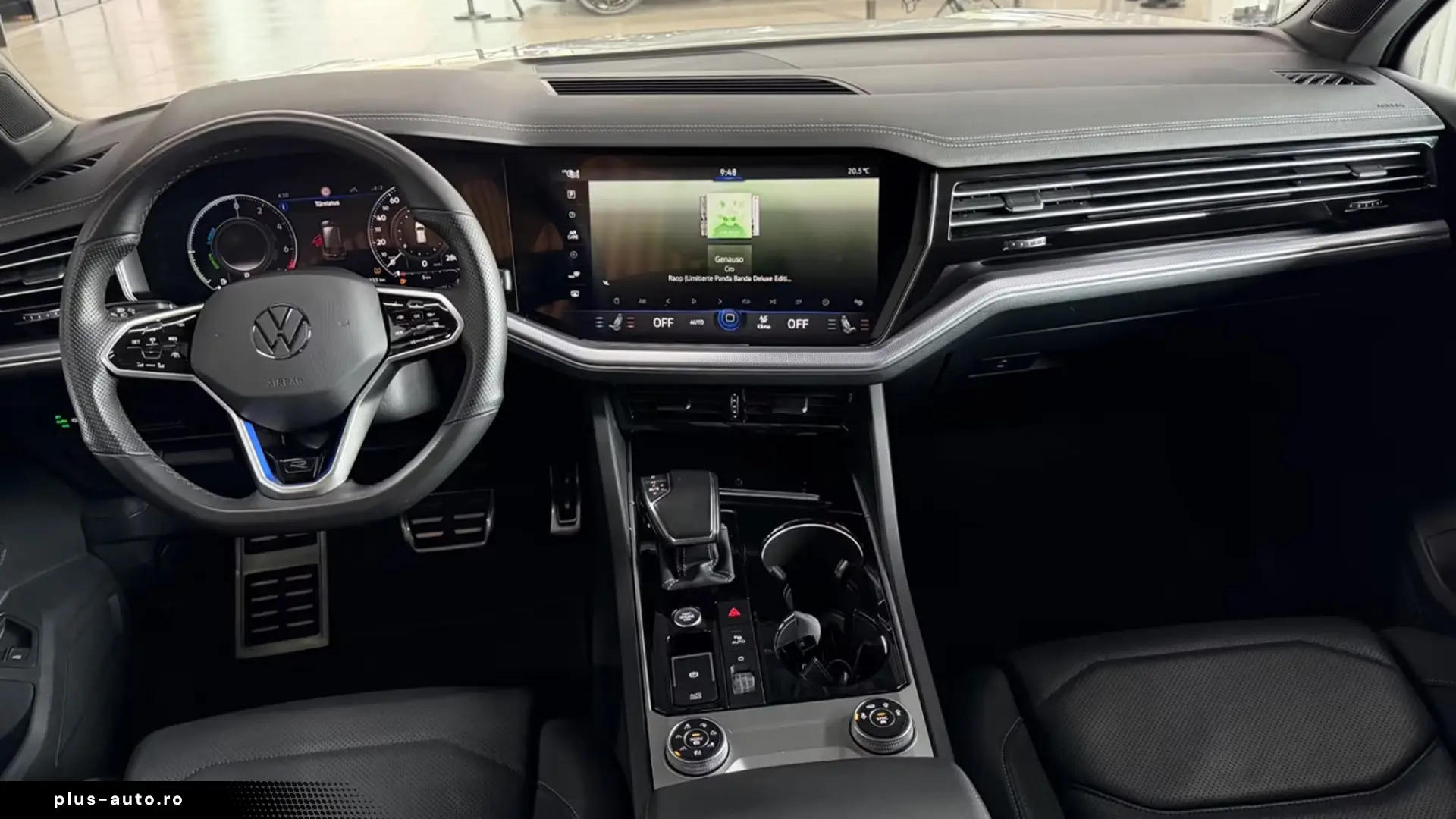 Volkswagen Touareg R 3.0 eHybrid 4M   Finanțare Leasing