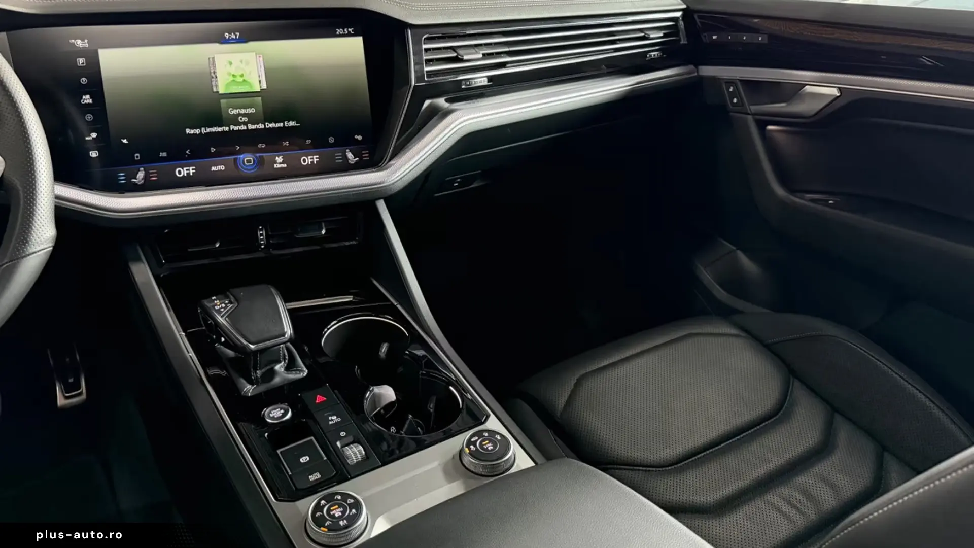 Volkswagen Touareg R 3.0 eHybrid 4M   Finanțare Leasing