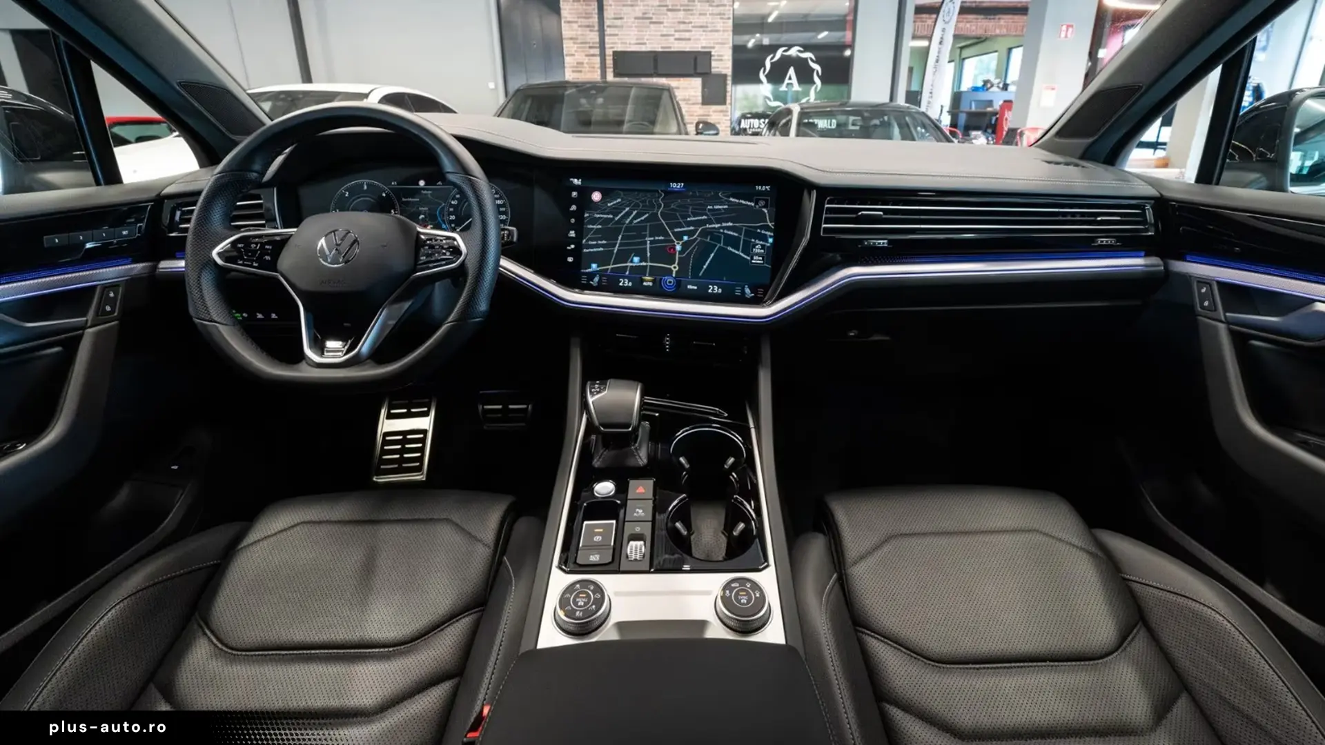 Volkswagen Touareg 3.0 TDI 4M R-LINE   Finanțare Leasing