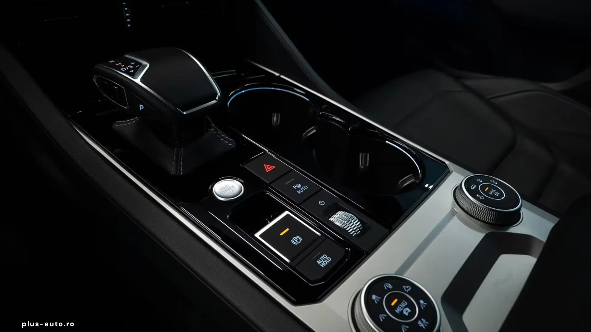Volkswagen Touareg 3.0 TDI 4M R-LINE   Finanțare Leasing