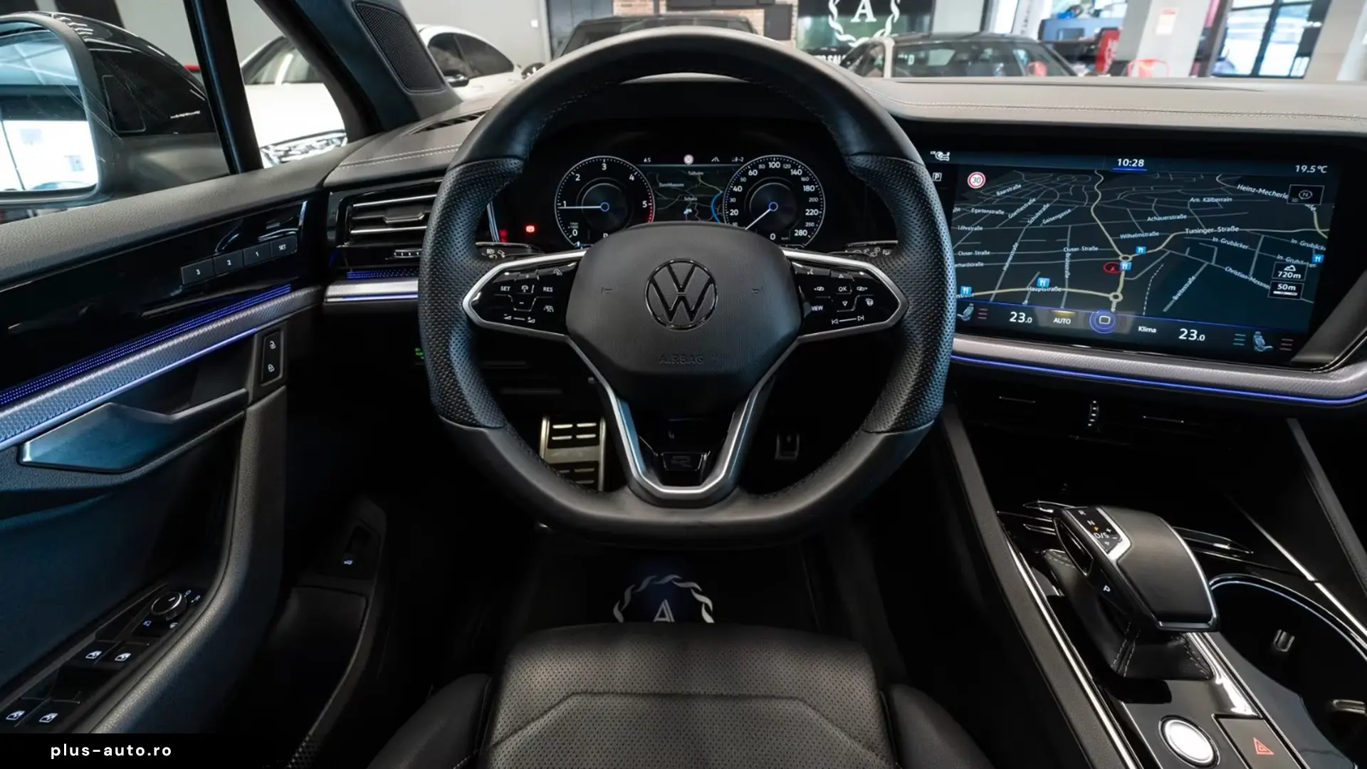 Volkswagen Touareg 3.0 TDI 4M R-LINE   Finanțare Leasing