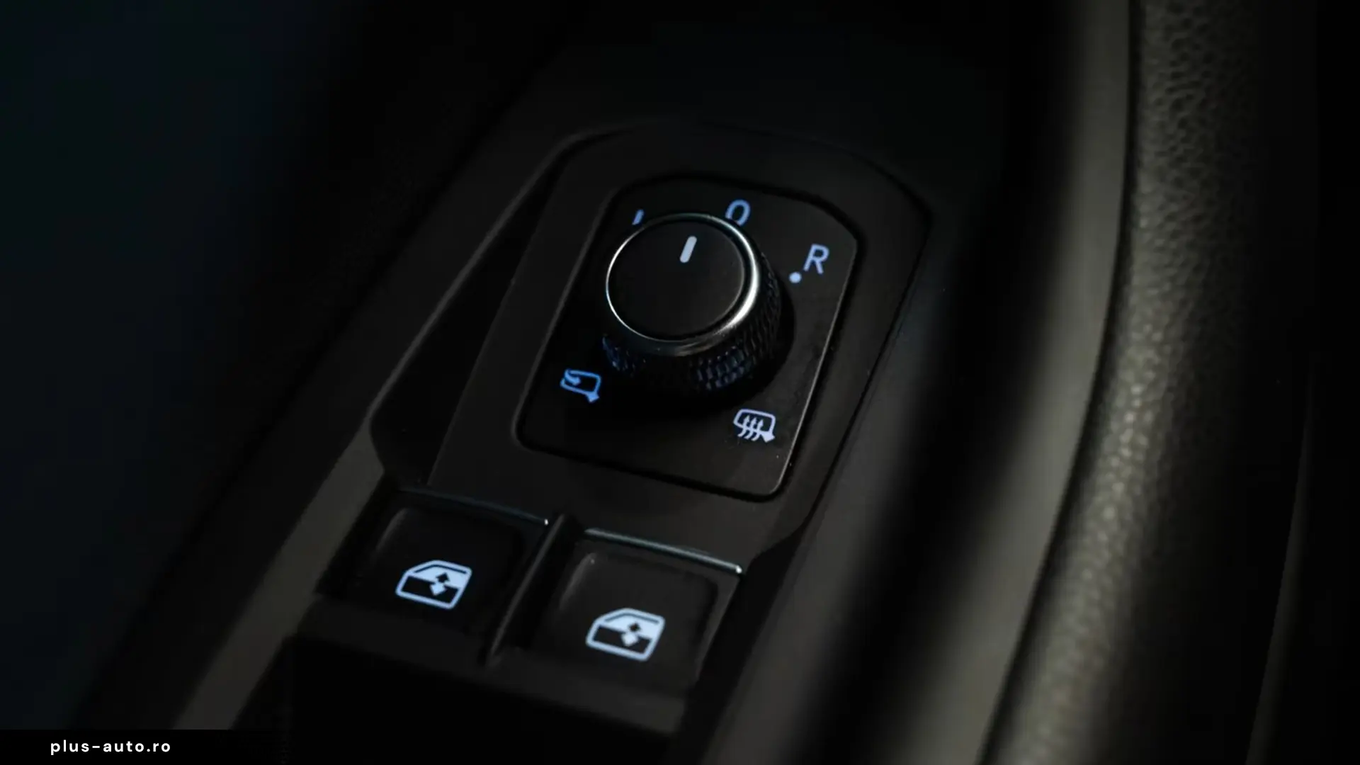 Volkswagen Touareg 3.0 TDI 4M R-LINE   Finanțare Leasing