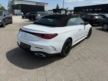 MERCEDES-BENZ CLE 200 AMG Burm3D Night Kamera KEyless Tot-W