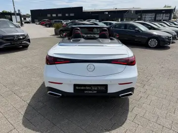 MERCEDES-BENZ CLE 200 AMG Burm3D Night Kamera KEyless Tot-W