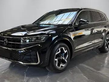 Volkswagen Touareg 3.0 TDI R-Line   Finanțare Leasing