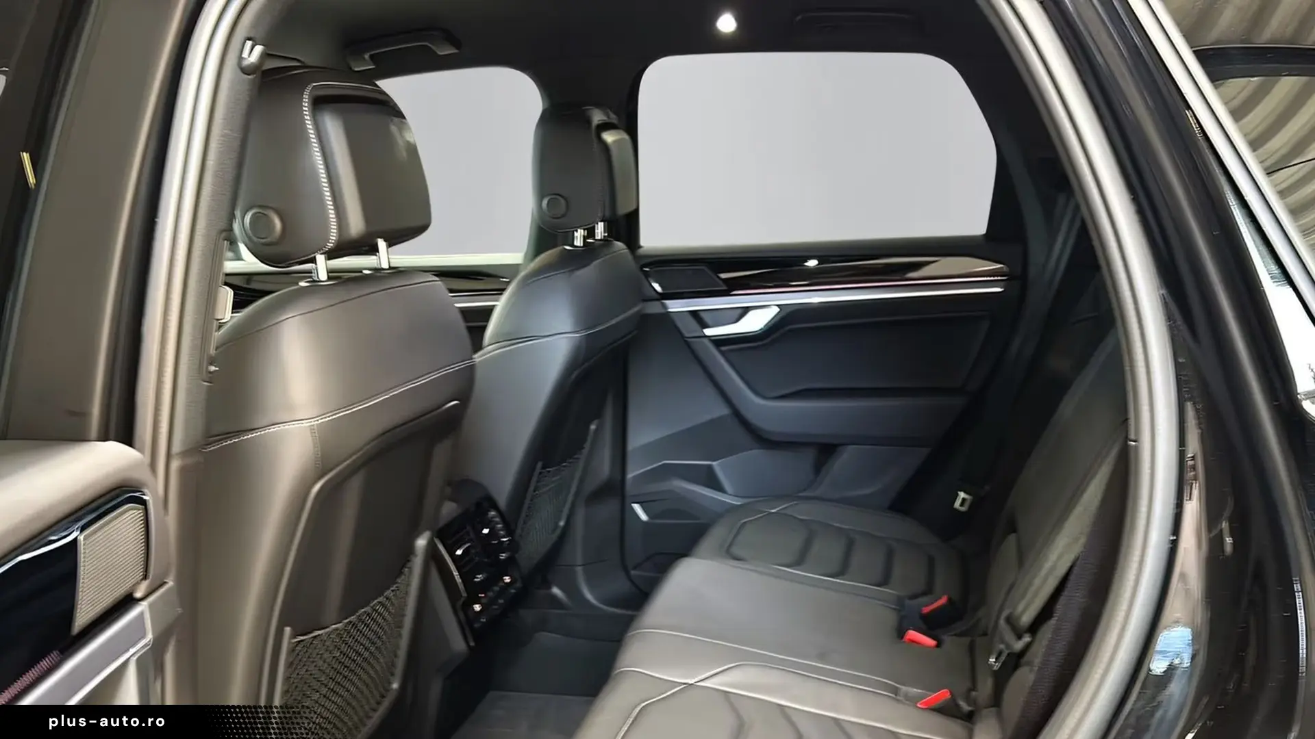 VOLKSWAGEN Touareg 2025 — imagine 15