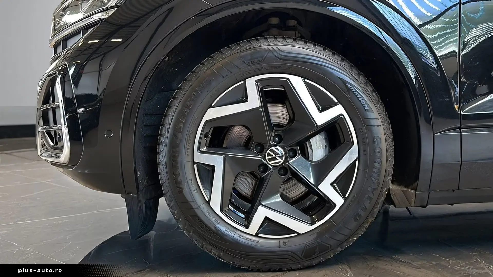 VOLKSWAGEN Touareg 2025 — imagine 17