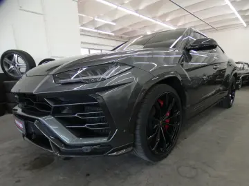 LAMBORGHINI URUS CARBON INT   EXT Q-CINTURA PANO ADAS FULL