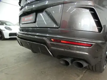LAMBORGHINI URUS CARBON INT   EXT Q-CINTURA PANO ADAS FULL