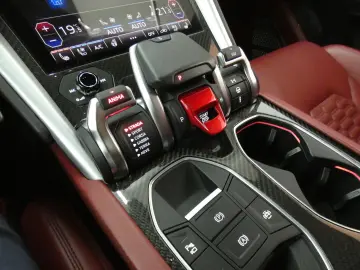 LAMBORGHINI URUS CARBON INT   EXT Q-CINTURA PANO ADAS FULL