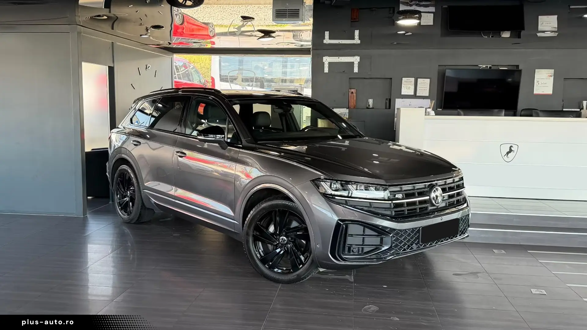 Volkswagen Touareg 3.0 TDI 4M R-Line   Finanțare Leasing