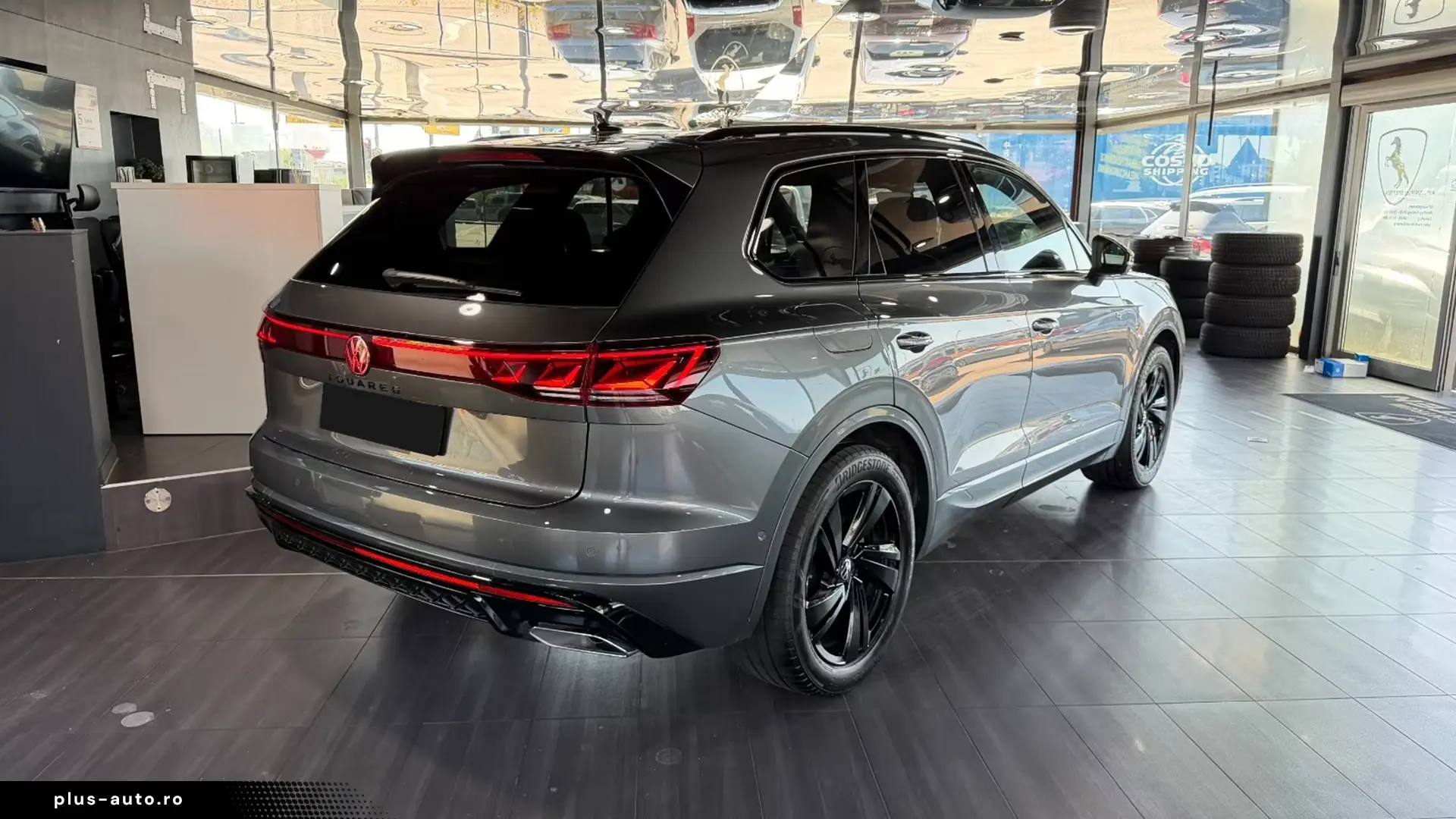 Volkswagen Touareg 3.0 TDI 4M R-Line   Finanțare Leasing