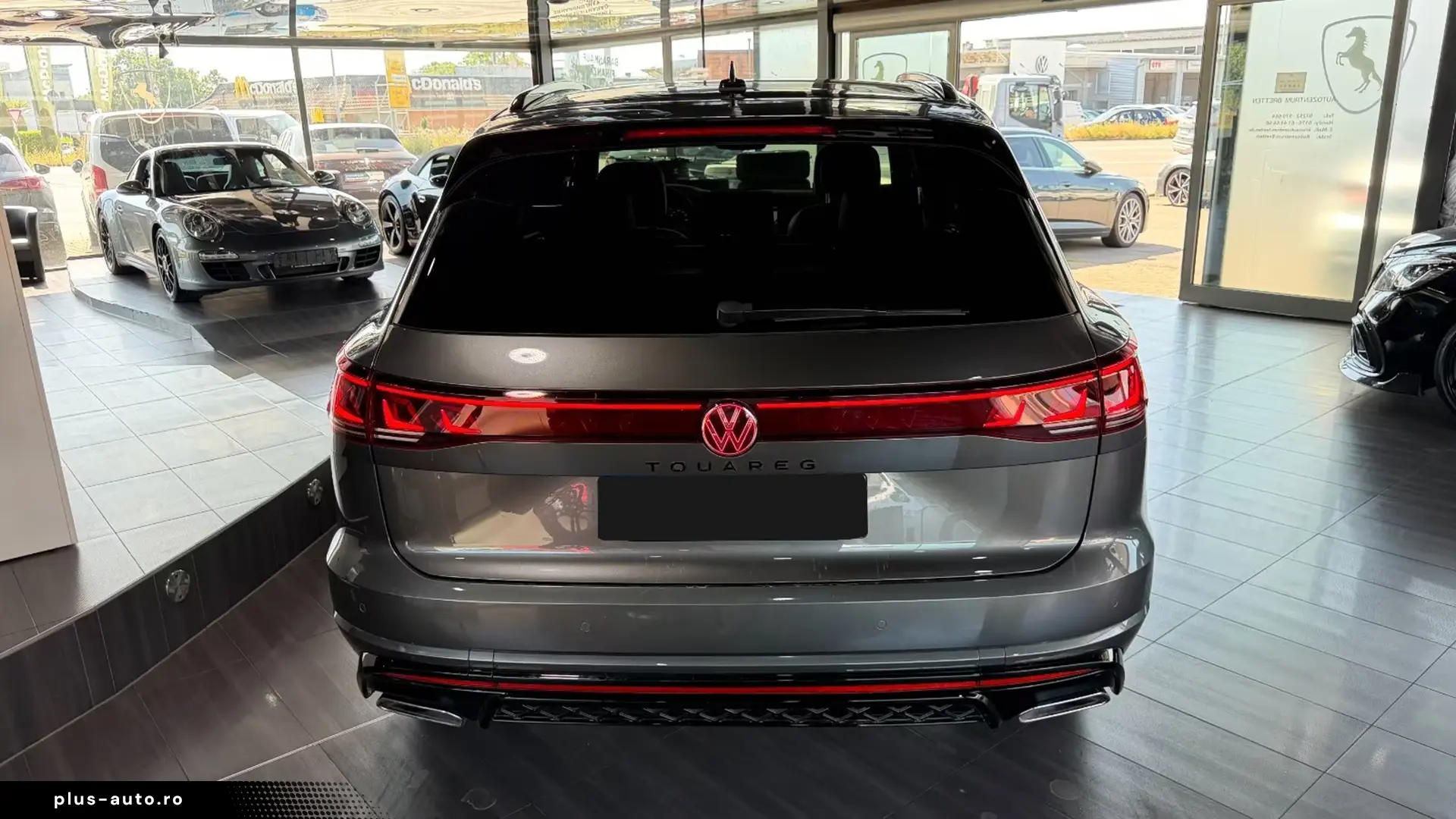 Volkswagen Touareg 3.0 TDI 4M R-Line   Finanțare Leasing