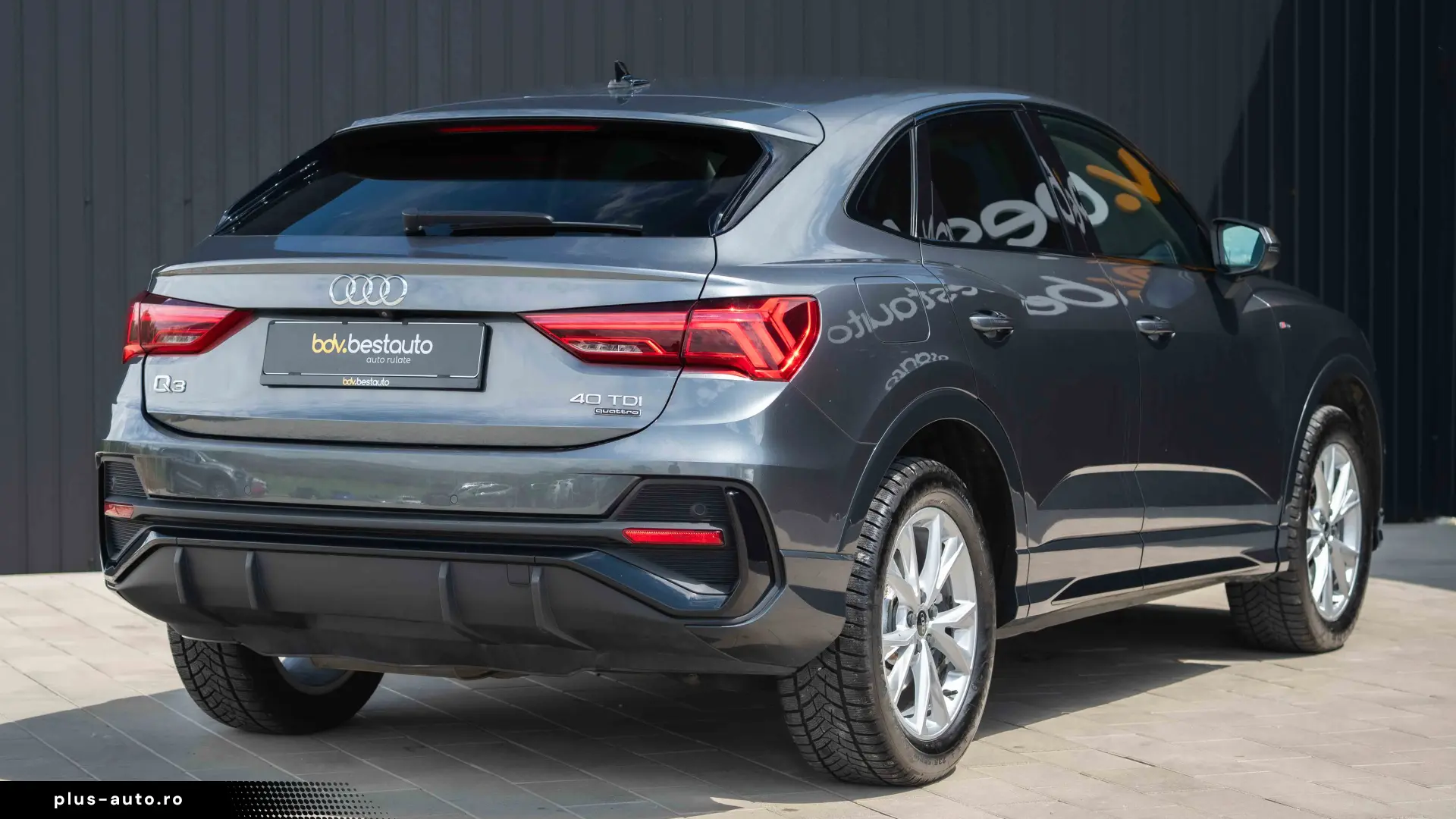 Audi Q3 2.0 40 TDI quattro S tronic S Line Sportback