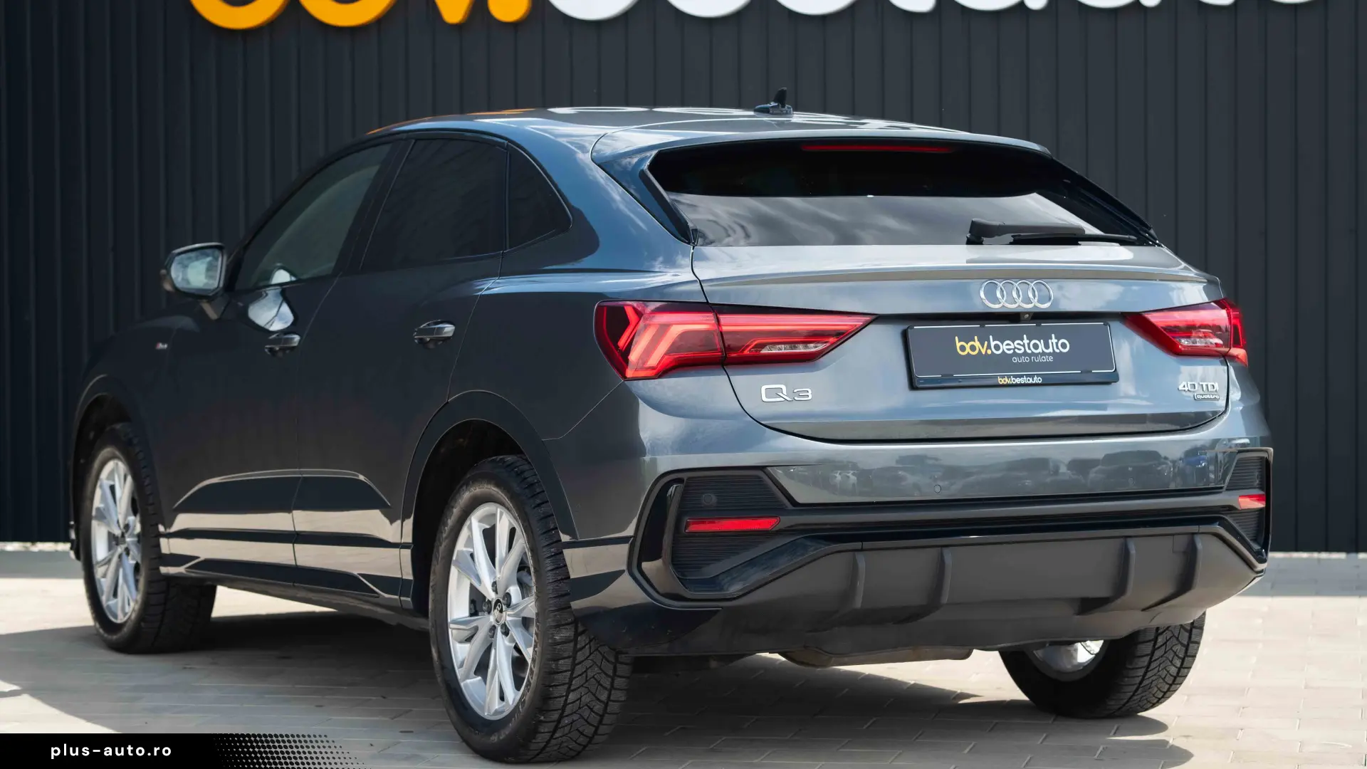 Audi Q3 2.0 40 TDI quattro S tronic S Line Sportback
