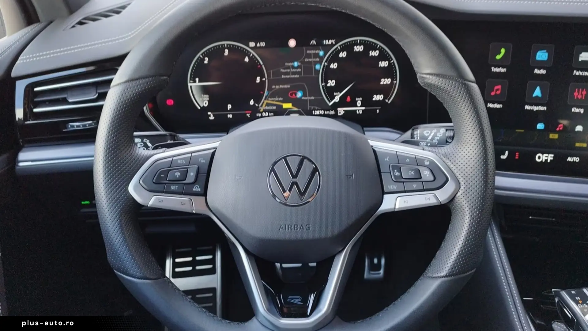 Volkswagen Touareg 3.0 TDI 4M R-LINE   Finanțare Leasing
