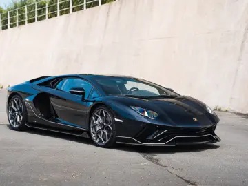 LAMBORGHINI Aventador Ultimae