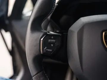 LAMBORGHINI Aventador Ultimae