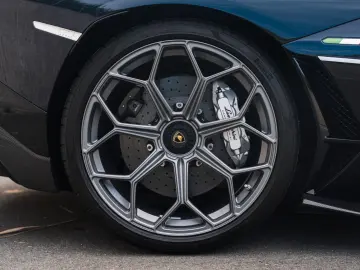 LAMBORGHINI Aventador Ultimae
