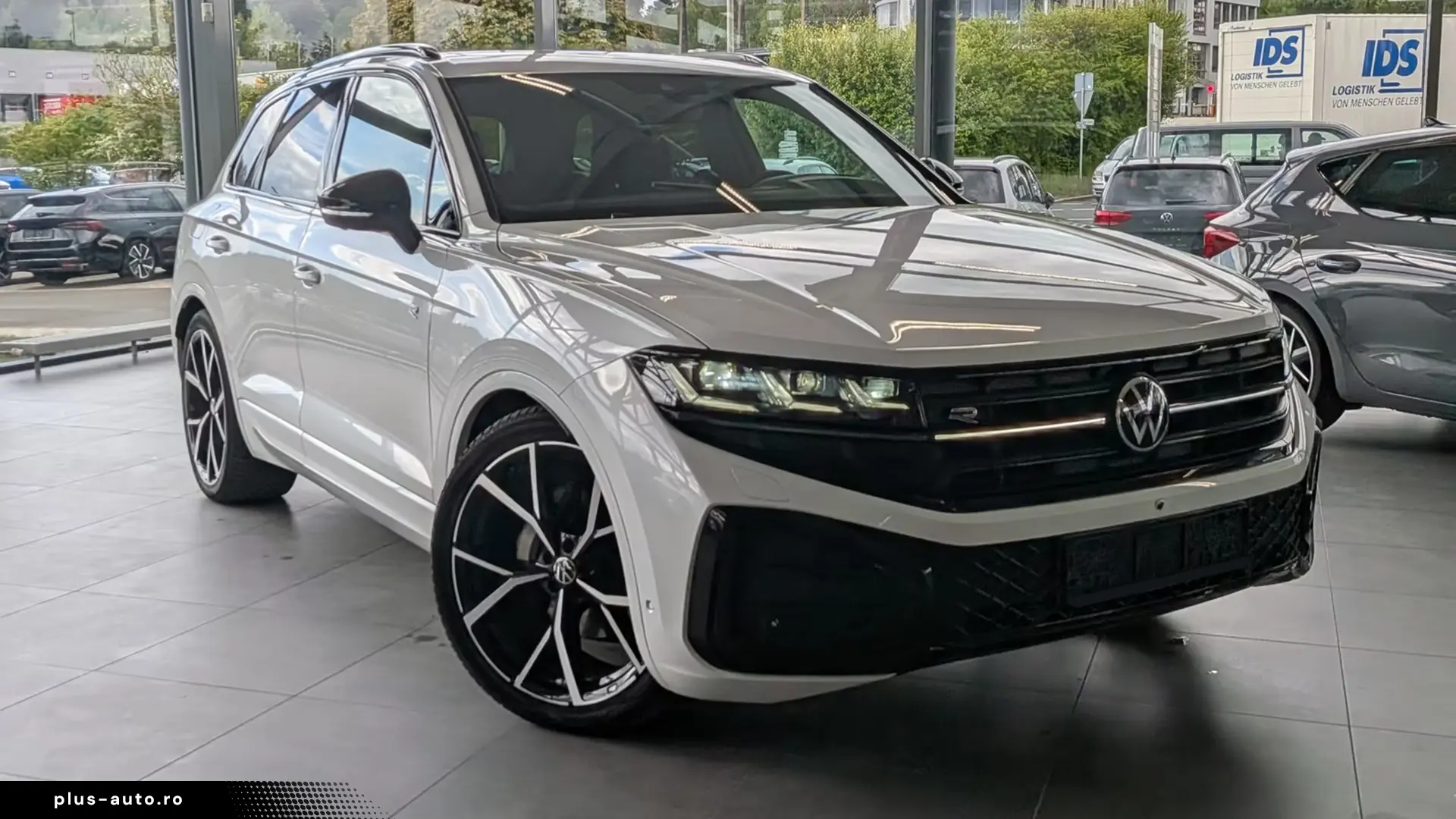 Volkswagen Touareg 3.0 TDI 4M R-Line   Finanțare Leasing