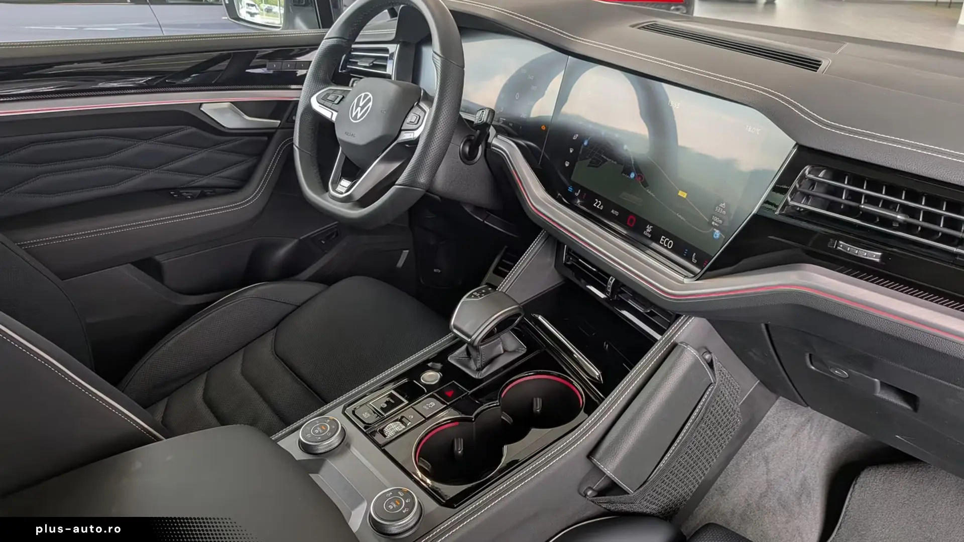 Volkswagen Touareg 3.0 TDI 4M R-Line   Finanțare Leasing
