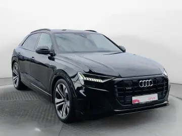 AUDI Q8 55 TFSI Tiptr. S-Line 2x  HD Matrix  AHK  Pan