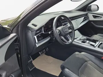 AUDI Q8 SUV 55 TFSI qu S line Navi Matrix B&O AHK Pan